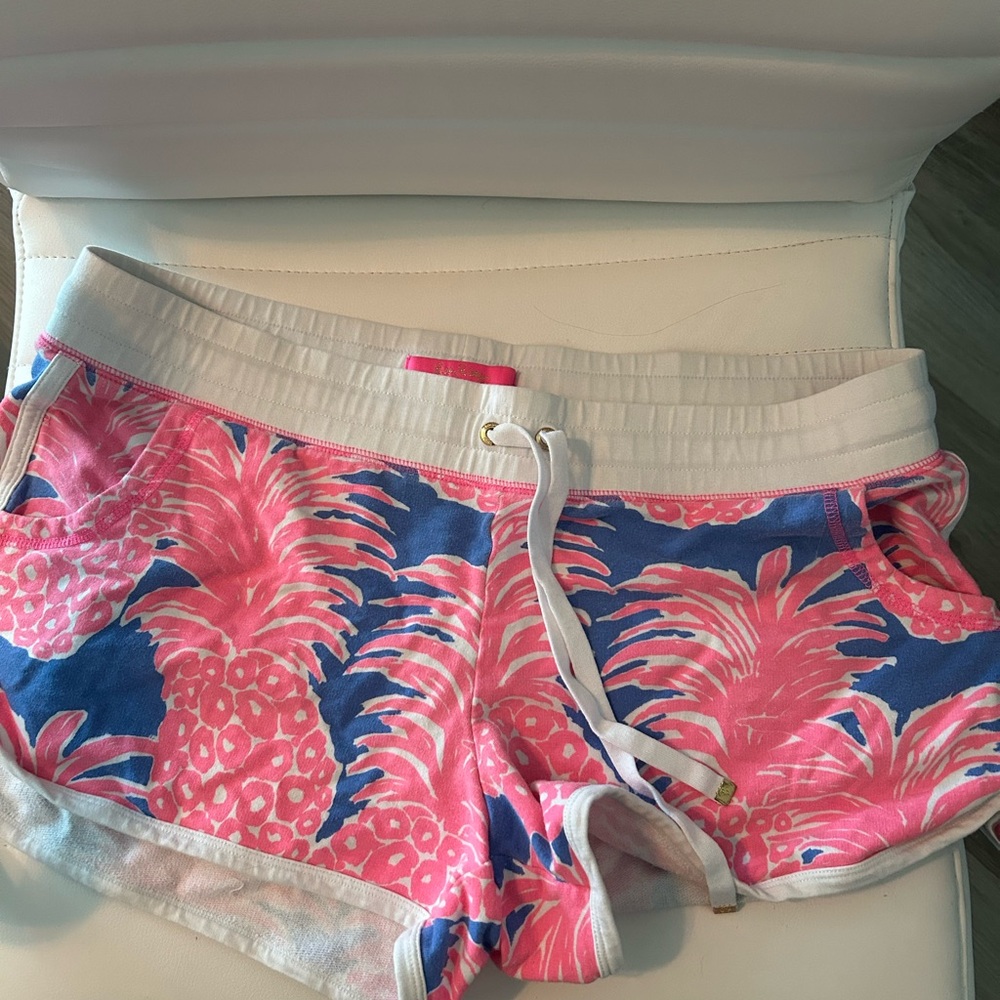 Lily Pulitzer White Lounge Shorts with Pink Trim